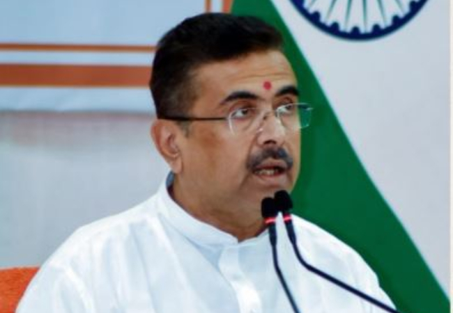 पश्चिम बंगाल के सीएम शुभेंदु अधिकारी के हेलीकॉप्टर की खराब मौसम के कारण इमरजेंसी लैंडिंग, कोलाघाट में उतारा गया विमान