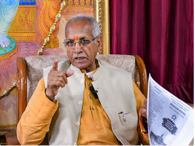 चंपत राय ने 9 पन्नों का बयान जारी कर किया चौंकाने वाला दावा, राम मंदिर निर्माण समिति के अध्यक्ष नृपेंद्र मिश्रा पर उठाए सवाल