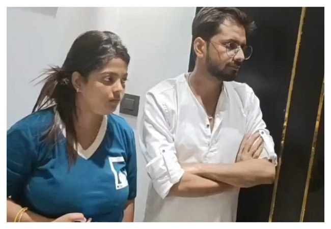 VIDEO-लखनऊ में रंगरलिया मनाते पकड़े गये अधिशासी अभियंता उदय प्रताप, कंप्यूटर ऑपरेटर के पति ने रंगे हाथ होटल से पुलिस के जरिए पकड़ा