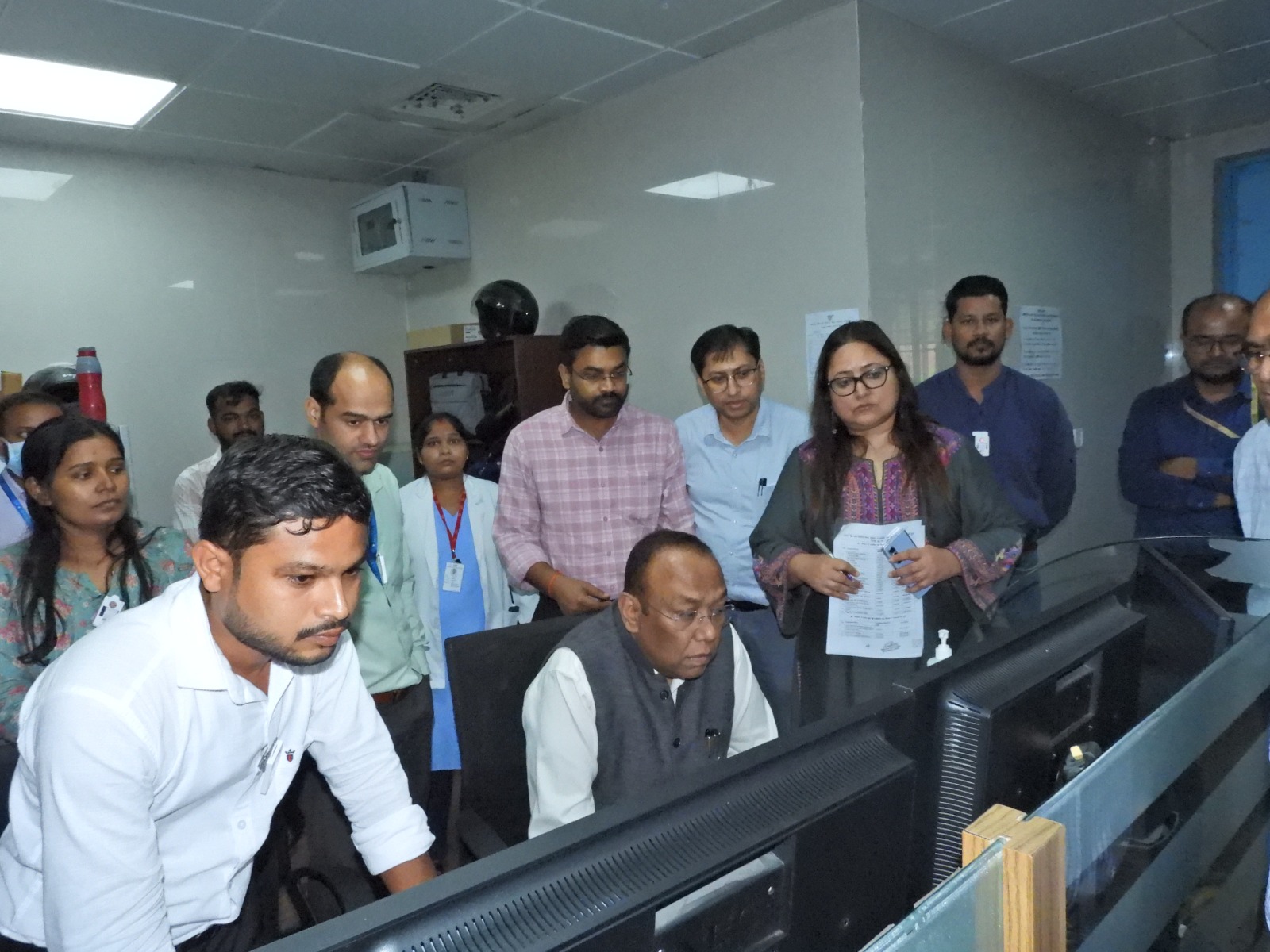 एसीएस चिकित्सा शिक्षा ने कल्याण सिंह सुपर स्पेशियलिटी कैंसर संस्थान का किया निरीक्षण, पीईटी-सीटी, साइबरनाइफ और टोमोथेरेपी सुविधाओं के प्रगति की समीक्षा 