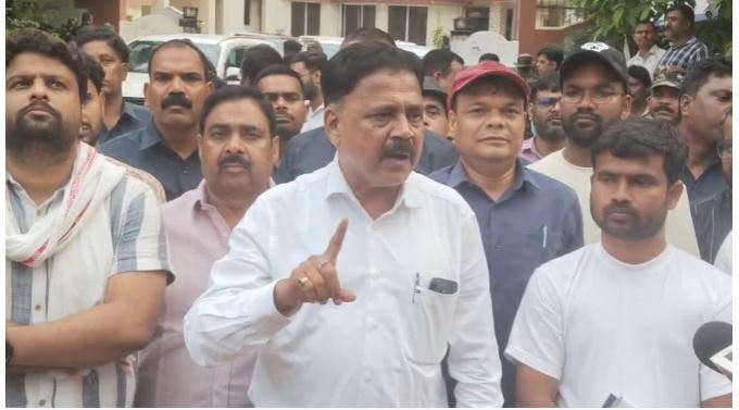 झारखंड सरकार ने JPSC परीक्षा रद्द करने की मांग मानी, छात्र अब भी CBI जांच की मांग पर अड़े
