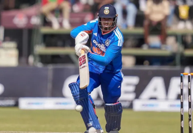 Duleep Trophy : वैभव सूर्यवंशी बल्ले से फ्लॉप तो गेंदबाजी में काटा गदर, कप्तान ईशान किशन को लेकर खोला सबसे बड़ा राज