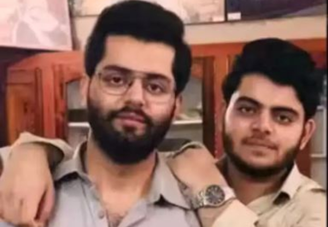भाई अबान अहमद के जनाजे में शामिल होने के लिए जेल में बंद अली और उमर को इलाहाबाद हाईकोर्ट से मिली पेरोल
