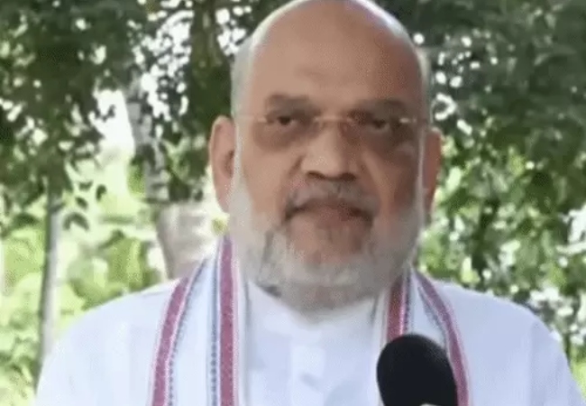 वंदे मातरम पर फिर सियासत, कांग्रेस के दो पैरा गाने के फैसले पर शाह बोले- यह राष्ट्रविरोधी फैसला है