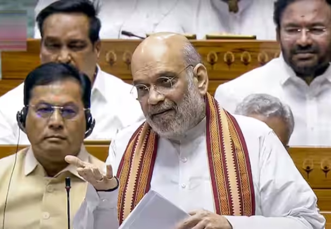 अमित शाह बोले- चर्चा से नहीं भाग रही सरकार, विपक्ष सदन चलने दे, आज 3 बजे से कल 3 बजे तक हर मुद्दे पर बहस को तैयार