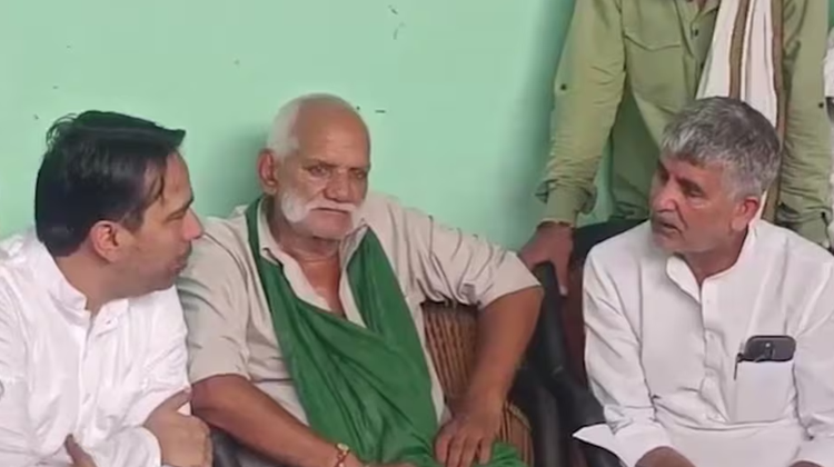 Ankit Baliyan Murder Case: अंकित के परिजनों से मिले केंद्रीय मंत्री जयंत चौधरी, कहा-सरकार इस मामले में पूरी तरह से है गंभीर