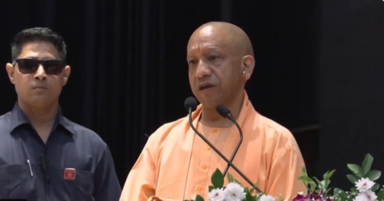 हनुमानगढ़ी में दर्शन करने जाते हैं और बाहर आकर मछली की दावत उड़ाते हैं...UP कांग्रेस अध्यक्ष पर CM योगी ने साधा निशाना