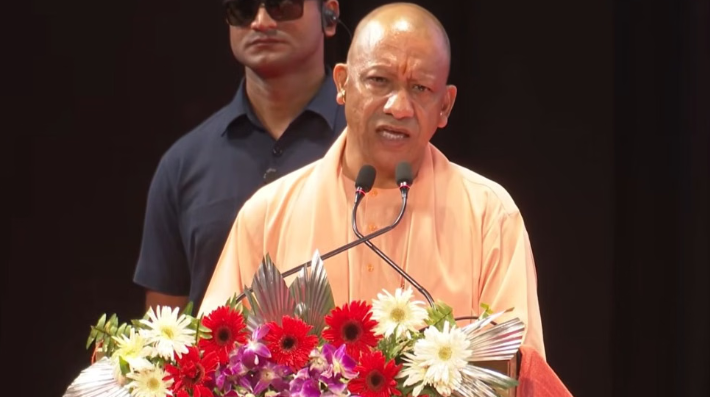 Cm योगी ने किया बड़ा एलान: बेटियों को दिया बड़ा तोहफा, 50 हजार छात्राओं को स्कूटी देगी सरकार