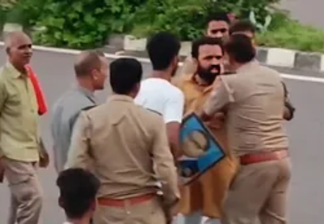 कानपुर कोर्ट की पुलिस को फटकार, ₹16 का ऑफर देने वाले व्यापारी की गिरफ्तारी अवैध, रिमांड खारिज