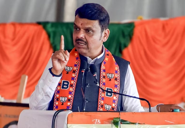 आरक्षण पर देवेंद्र फडणवीस का बड़ा बयान, बोले- संविधान के दायरे में ही मिलेगा हक