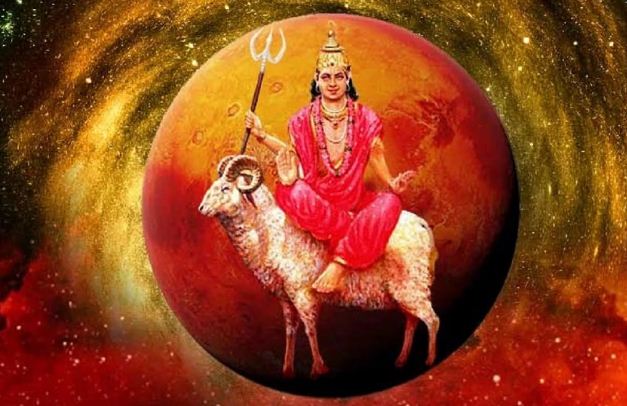 Mangal Gochar 2026 Today : ग्रहों के सेनापति मंगल आज करेंगे गोचर, इन राशियों के साहस और आत्मविश्वास में होगी वृद्धि