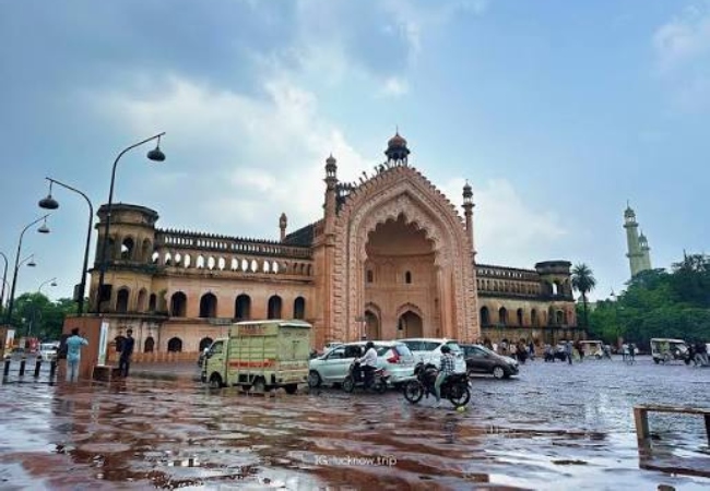 मानसून में बीमारियों का बढ़ा खतरा, अपने परिवार और बच्चों को ऐसे रखें पूरी तरह सुरक्षित