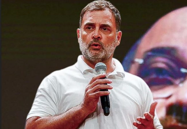 प्रयागराज में 'छात्रों की गूंज' कार्यक्रम से पहले दहाड़े राहुल गांधी, कहा-'सरकार झुकती है बस आवाज एक साथ उठनी चाहिए'