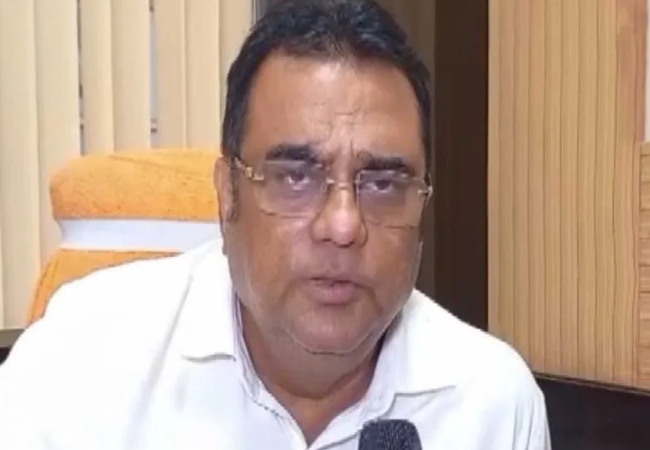बंकिम चंद के वंशज बोले- सोनिया तो बा​हर से आईं है, पर खरगे तो यही के है...