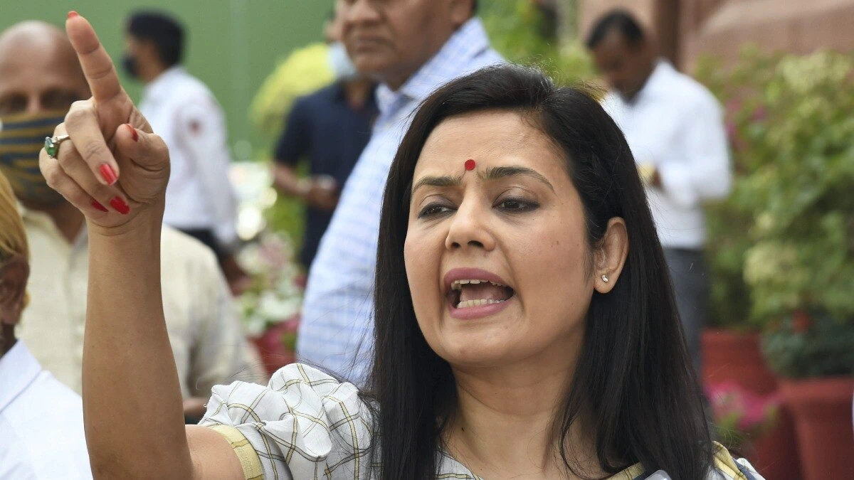  West Bengal Politics: ‘ये प्यार भरे बुलावे हैं’- TMC नेताओं को पुलिस समन पर महुआ मोइत्रा का तंज