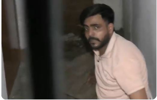 लखनऊ में युवती को टक्कर मारने वाले आरोपी शाहनवाज को पुलिस ने दबोचा, देखिए वीडियो