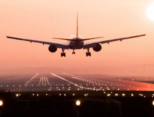 California Plane Crash : कैलिफोर्निया में लैंडिंग से पहले प्लेन क्रैश, दो यात्रियों की मौत