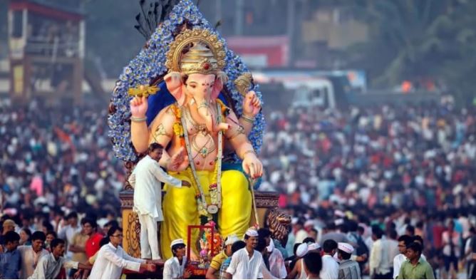 Ganpati Utsav 2026 : गणेश चतुर्थी की सनातन परंपरा को लोकमान्य तिलक ने बनाया स्वराज का मंत्र,जानें वायु पुराण की कथा