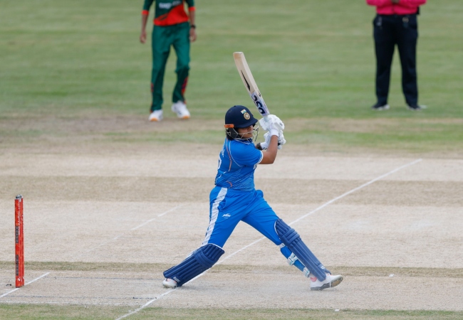 IND vs BAN : शेफाली वर्मा ने एशियन गेम्स के सेमी-फाइनल में जड़ा शतक, भारत ने बांग्लादेश को दिया 196 रनों का लक्ष्य