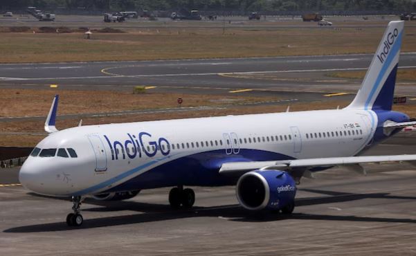 IndiGo flight : उड़ान के दौरान इंजन खराब होने से इंडिगो की गोवा-दिल्ली फ्लाइट लौटी एयरपोर्ट
