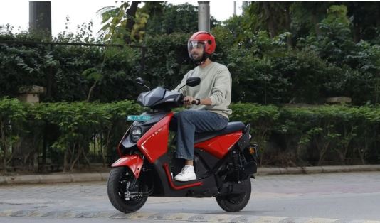 Lectrix Nduro 3.0 Electric Scooter : लेक्ट्रिक्स एनड्यूरो 3.0 इलेक्ट्रिक स्कूटरएक बार चार्ज करें और 142Km तक चलाएं, जानें कीमत