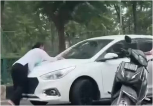 Lucknow Hit-and-Run : शाहनवाज यश ठाकुर बन अनामिका को दे रहा था, जब असलियत पता चली तो आरोपी ने कार से टक्कर मारकर ​की हत्या की कोशिश