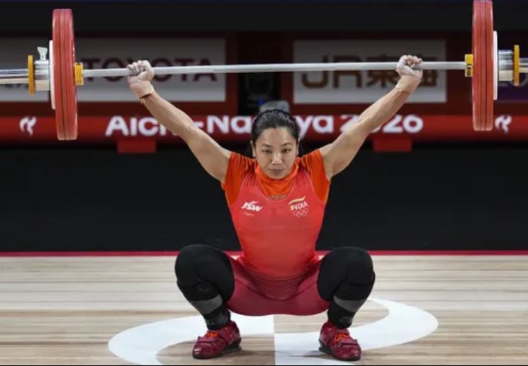 Asian Games 2026 :  28 साल बाद वेटलिफ्टिंग में भारत की 'चांदी' , वेटलिफ्टिंग क्वीन मीराबाई चानू ने रचा इतिहास