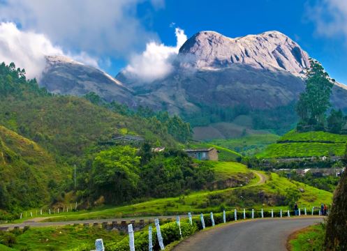 Travel in October : अक्टूबर में घूमें कोलुक्कुमलाई टी एस्टेट, मौसम बहुत सुहावना होता है