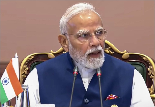ब्रिक्स समिट में PM मोदी ने दी चेतावनी- टेक्नोलॉजी और ज़रूरी मिनरल्स के हथियार के तौर पर इस्तेमाल से साझा तरक्की और खुशहाली में आ सकती है रुकावट