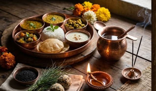 Food for Pitru Paksha :  पितृ पक्ष में इस तरह का भोजन वर्जित, सेवन से पितर रुष्ट हो सकते हैं