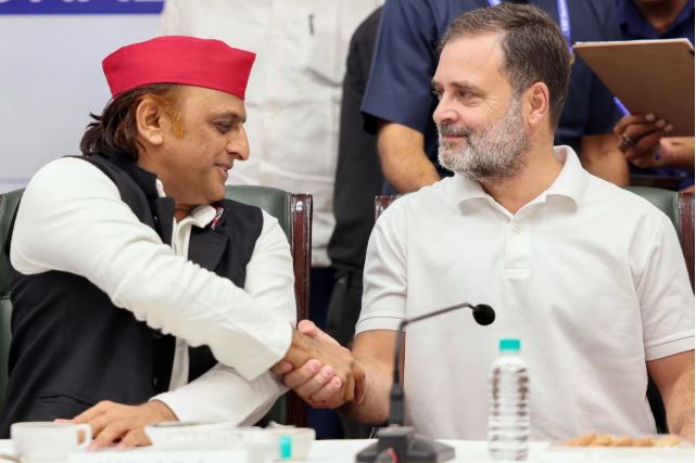 देखिए बंगाल में दीदी का क्या हश्र हुआ? राजनीति में हमेशा एक और एक दो नहीं होते, एक और एक 11 भी हो सकते हैं