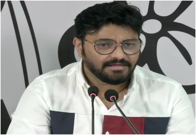 TMC सांसद बाबुल सुप्रियो ने चुनाव आयोग के फैसले पर उठाया सवाल, बोले- देश की राजनीति का नैतिक स्तर लगातार नीचे जा रहा है?