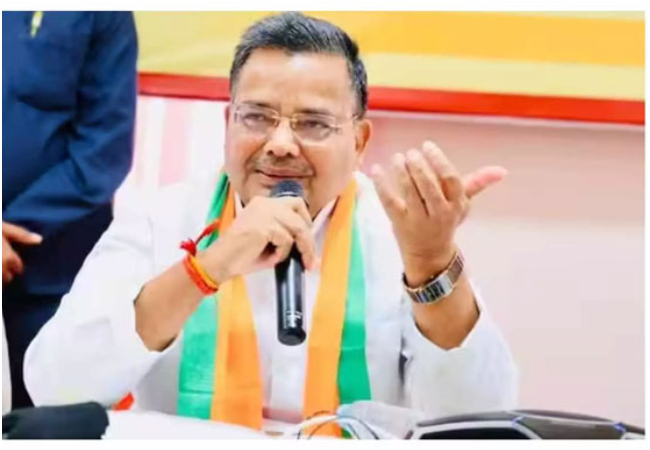 योगी सरकार में पर्यटन मंत्री जयवीर सिंह स्वाइन फ्लू की चपेट में आए, जांच रिपोर्ट H1N1 पॉजिटिव आई