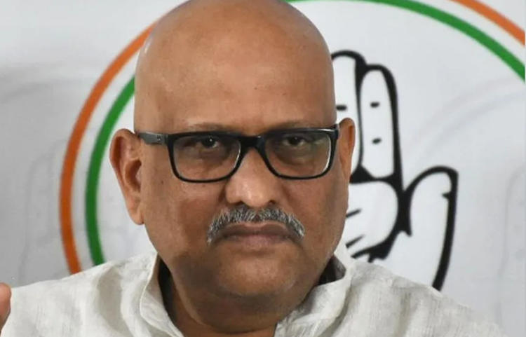 उत्तर प्रदेश बाढ़ की विभीषिका से जूझ रहा, सरकार के दावे कागजों और कैमरों तक है सीमित: अजय राय
