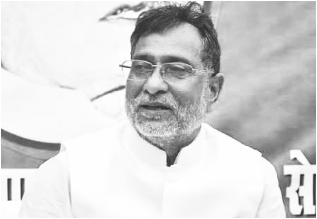पूर्व मंत्री और सपा के वरिष्ठ नेता राम गोविंद चौधरी का निधन, सीएम योगी और अखिलेश ने जताया शोक