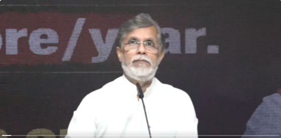 कांग्रेस नेता पवन खेड़ा ने सीएम पुष्कर सिंह धामी पर साधा निशाना, कहा-नियमों के आधार पर टेंडर की प्रक्रिया को बदला और काम अडानी को सौंप दिया
