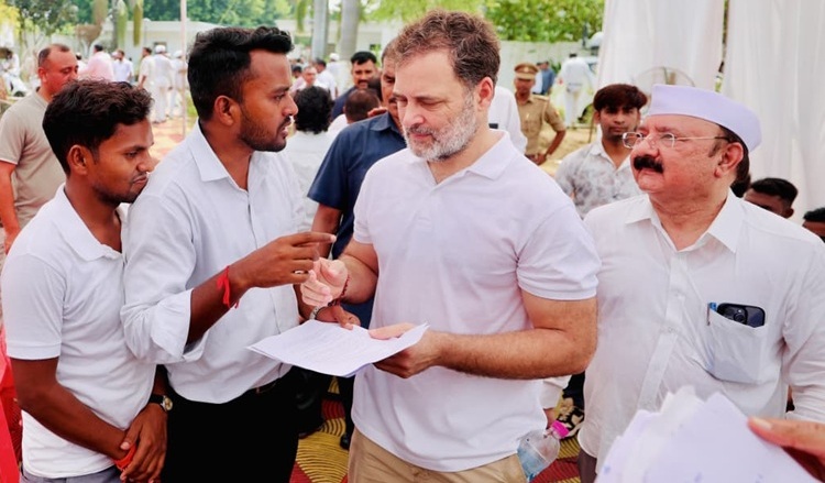 राहुल गांधी से मुलाकात कर प्रदीप मौर्य ने रखीं क्षेत्र की प्रमुख समस्याएं, जल्द मिला समाधान का आश्वासन