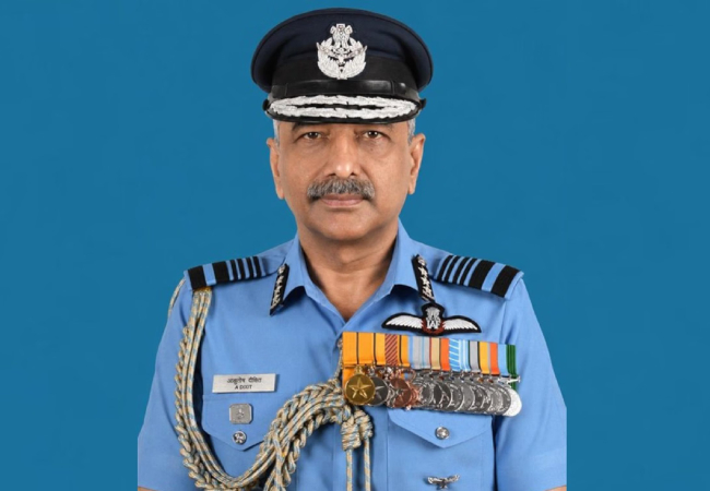 एयर मार्शल आशुतोष दीक्षित बने नए वायुसेना प्रमुख, 31 अक्तूबर को संभालेंगे जिम्मेदारी, जानें क्यों अहम है इनका कार्यकाल?