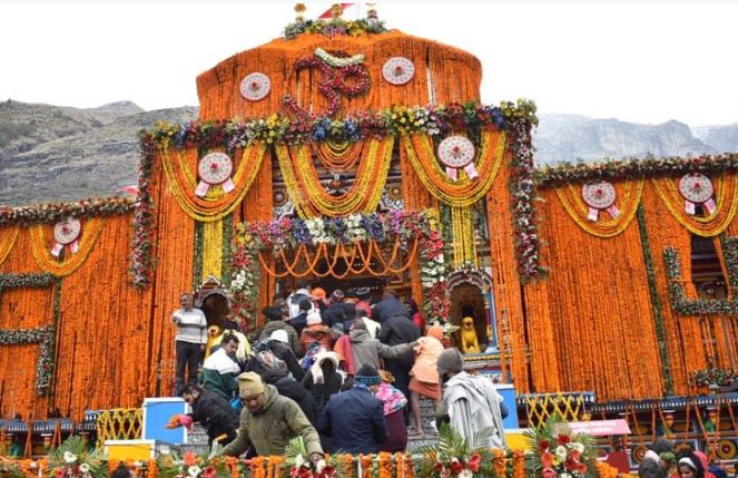 Badrinath Kapat Close Date : बद्रीनाथ धाम कपाट बंद होने की तारीख तय,देवडोलियां शीतकालीन प्रवास के लिए करेंगी प्रस्थान