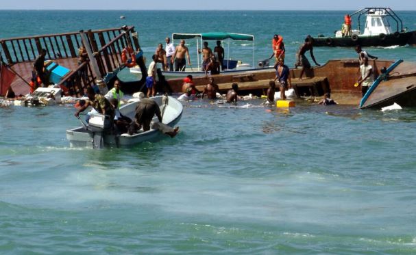 Boat sinks at sea in Yemen : 305 लोगों को लेकर जा रही नाव समुद्र में डूबी , 109 की मौत, 116 से ज्यादा लापता