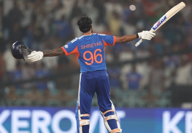 ICC T20 Ranking Update : वेस्ट इंडीज के खिलाफ शतक बाद कप्तान श्रेयस अय्यर ने लगाई लंबी छलांग, टॉप-10 में हुई एंट्री