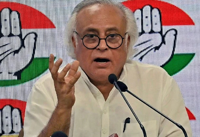 जयराम रमेश ने VB-G RAM G योजना को सामाजिक सुरक्षा ढांचे पर बताया 'सर्जिकल स्ट्राइक', वोट चोरी सरकार ने ग्रामीण मजदूरी की चोरी में भी हासिल की महारत