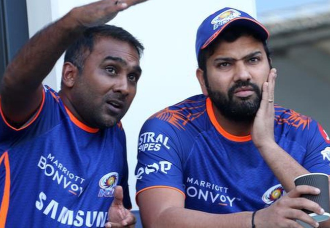 IPL 2027 से पहले मुंबई इंडियंस को लगा बड़ा झटका, तीन खिताब जिताने वाले हेड कोच महेला जयवर्धने ने छोड़ा टीम का साथ