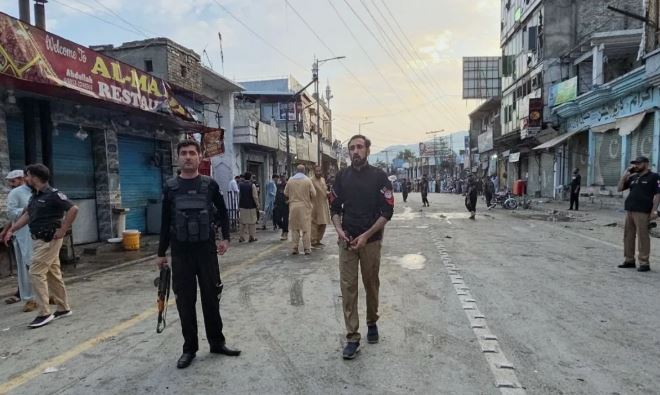 Pakistan Politics :  खैबर पख्तूनख्वा में इमरजेंसी घोषित , इमरान खान की PTI सरकार बर्खास्त