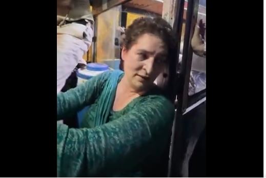 प्रियंका गांधी, बोलीं- सांसदों को पीट रही है पुलिस, पुलिसकर्मियों ने हमें जमीन पर पटक दिया