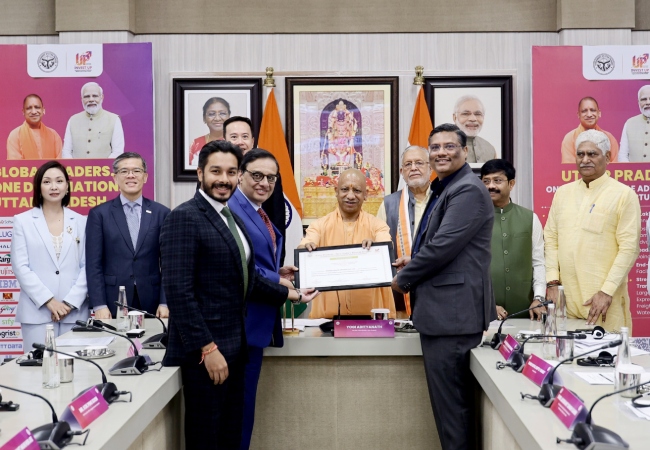 CM योगी ने सिंगापुर के प्रतिनिधिमंडल के साथ की बैठक, प्रमुख विदेशी कंपनियों के साथ हुए एमओयू