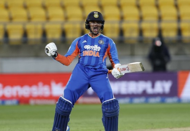 IND vs NZ : अभिषेक शर्मा की आंधी में उड़े कीवी, भारत ने टी20 सीरीज में 3-0 से बनाई अजेय बढ़त