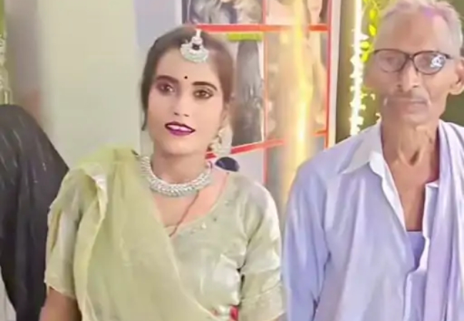 बेटी की सहेली पर आया 75 साल के पिता का दिल, 30 साल की व्लॉगर से की सगाई: नवरात्रि बाद होगी शादी