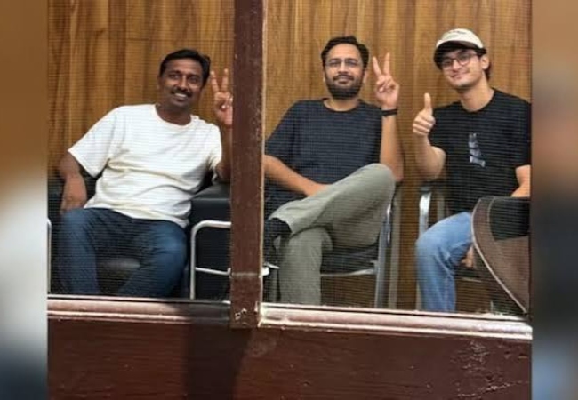 दिल्ली के जंतर-मंतर पर प्रदर्शन पड़ा भारी, आशुतोष रांका और सौरव दास पांच दिन की न्यायिक हिरासत में