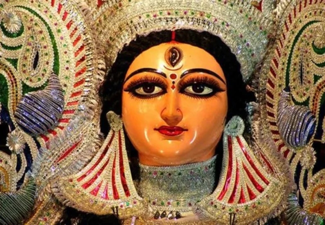 शारदीय नवरात्र 2026: नवरात्र में मां दुर्गा के 9 स्वरूपों की पूजा, जानें किस दिन लगेगा कौन-सा भोग